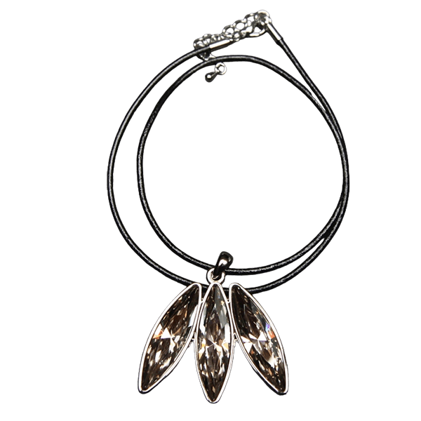 Tri Feather Necklace - Black Diamond - Image 2