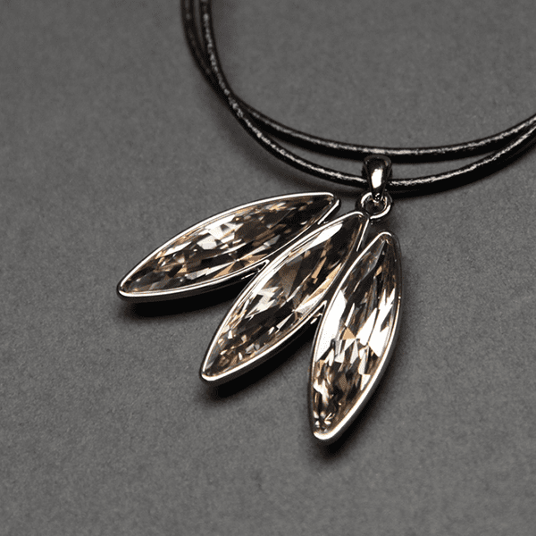 Tri Feather Necklace - Black Diamond - Image 3